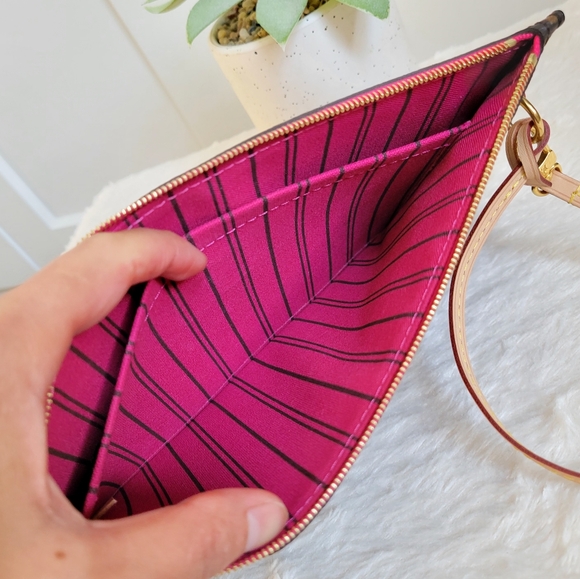 💕 LOUIS VUITTON Neverfull Monogram "PEONY" Mm/Gm Clutch/ Wristlet/Crossbody - Picture 14 of 16